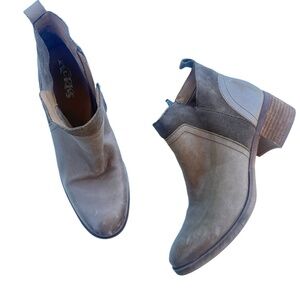 Korkease Boots Thyone Leather Ankle Booties Sz 10 Taupe Two Tone